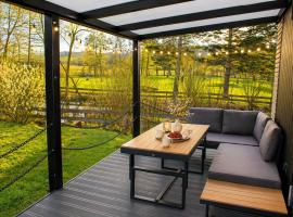 Romantisches Tiny House direkt am See, Ruhe & Natur, hotel i Salzhemmendorf