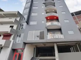 Townhouse Sector 49 Near Logix city centre