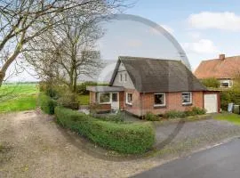 Amazing Home In Løgstør With Wifi