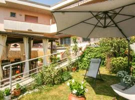 Stunning Apartment In Marina Di Massa With Wifi