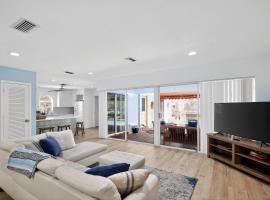 Waterfront Oasis on Intracoastal with Pool - Just Renovated, хотел в Помпано Бийч