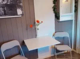Øya husrom nær E6,dobbeltrom, gratis parkering