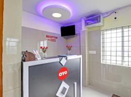 OYO Flagship Mr Deluxe Near Wonderla Amusement Park, hotel i Bidadi