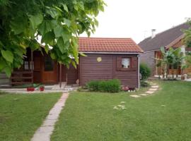 Chalet coeur de brenne โรงแรมในMézières-en-Brenne
