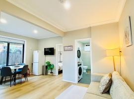 2 Bedroom Unit in Springvale ideal for Families U1, hotel en Springvale