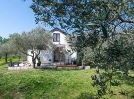 TrioBio - Private Eco Room with Terrace, Garden & Parking