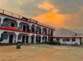 Phata में, होटल R K Tourist lodge