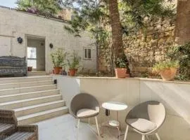 Palazzo Seraphim Boutique living in St Julians