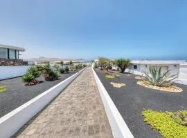 Bungalow Olas del Risco - Ocean views - Beach 2 min By Lanzarote Vacation Homes
