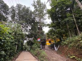Hope Hostels - Munnar, hotel en Anachal