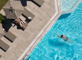 Malena Hotel & Suites - Adults Only by Omilos Hotels: Amoudara Herakliou şehrinde bir otel