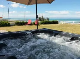 Maisons de Familles beachfront villa