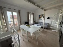 Spacieux triplex avec vue mer, proche de Monaco, 54 m2