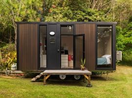 Natural Age by Tiny Away, готель у місті Bahrs Scrub