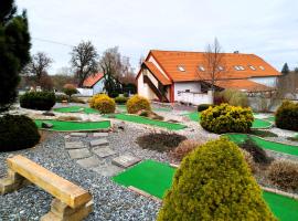 Penzion Na Majlantě, Hotel in Miřetice