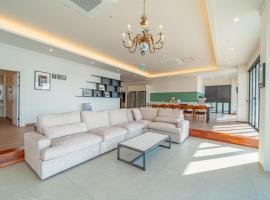 Muan Oberman Pet friendly Pool Villa โรงแรมในMuan