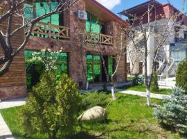 Villa Loft, Hotel in Verin Ptghni