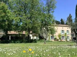 La Fontaine Aux Oliviers