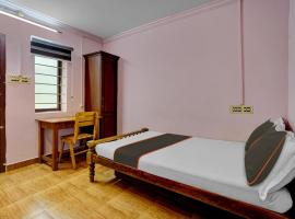 Collection O Mali Residency, hôtel à Pullappalli