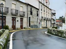 Apartamentos Familia Froufe, viešbutis mieste Baños de Molgas