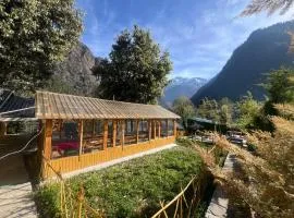 Moonlight Cafeteria- Huts & Camps