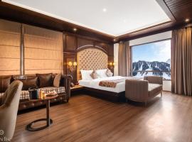 Paradise Hotels, hôtel à Pahalgām
