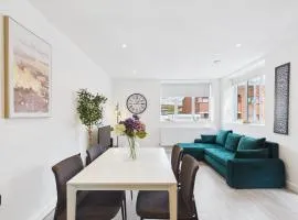 Luxury Two Bed | Sleeps 6 | 5 beds