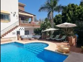 Casa luminosa con piscina en Vélez-Málaga