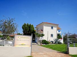 Candia Relax House, hotel a Candia