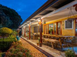Hampton House Guest House, hotel i Centurion