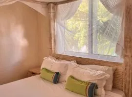 Hide Away Villa