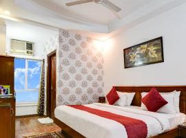 Hotel Chanchal Deluxe - A Unit of Chanchal Group of Hotels, hotel di Delhi