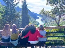 Alixares de Güéjar Sierra - Bungalows, hotel a Güéjar-Sierra
