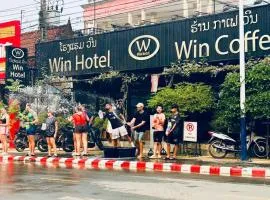 Win Hotel Vang Vieng