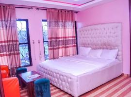 Oto में, होटल Eight 16 Executive Lounge