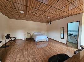 Tocumen Comfort Stay โรงแรมในAserrío