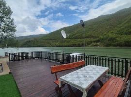 Vikendica Međeđa, hotel v mestu Međeđa