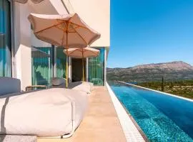 Luxury villa Morello Korčula 2 with large heated pool & wellness
