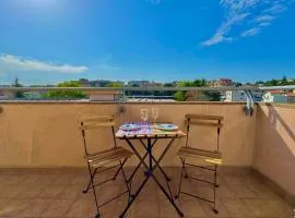 Appartamento con posto auto riservato tra spiaggia, centro, stazione ed ospedale