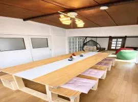 Quiet Local Tokyo house 13pax Easy Access