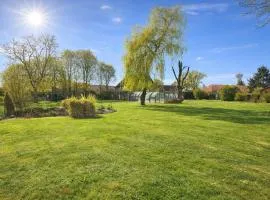 Havre de paix avec piscine, parc et campagne