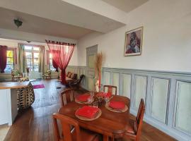 Cozy-Home Spacious and bright apartment, Hotel in Montargis