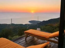 Harmony House- Sea View Cretan Escape with Jacuzzi