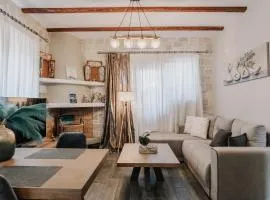 Guince House by All About Paxos
