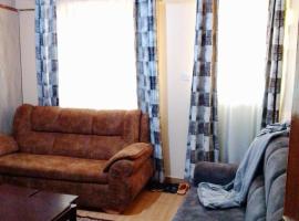 Sams Cozy 2 bedroom with free WiFi and free secure parking, ξενοδοχείο σε Eldoret