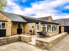 2BR Cottage with Parking Oxford and Cotswolds Base