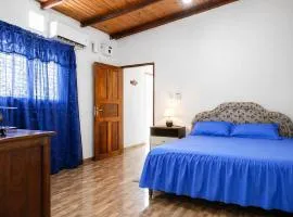 Ulises House Jardín Privado Cerca del Aeropuerto