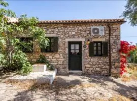 Villa Stavlo Charming Open Plan Cottage No Separate Bedroom