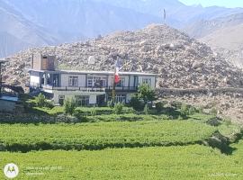 Nature View Homestay, hotel a Nako
