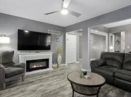 4-Bedroom ALL King Beds Near mall Family friendly